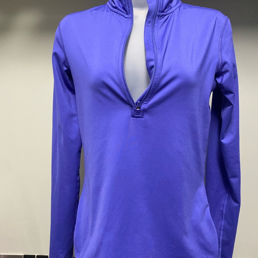Nike Women's Swift Dri-FIT 1/4-Zip Running Pullover